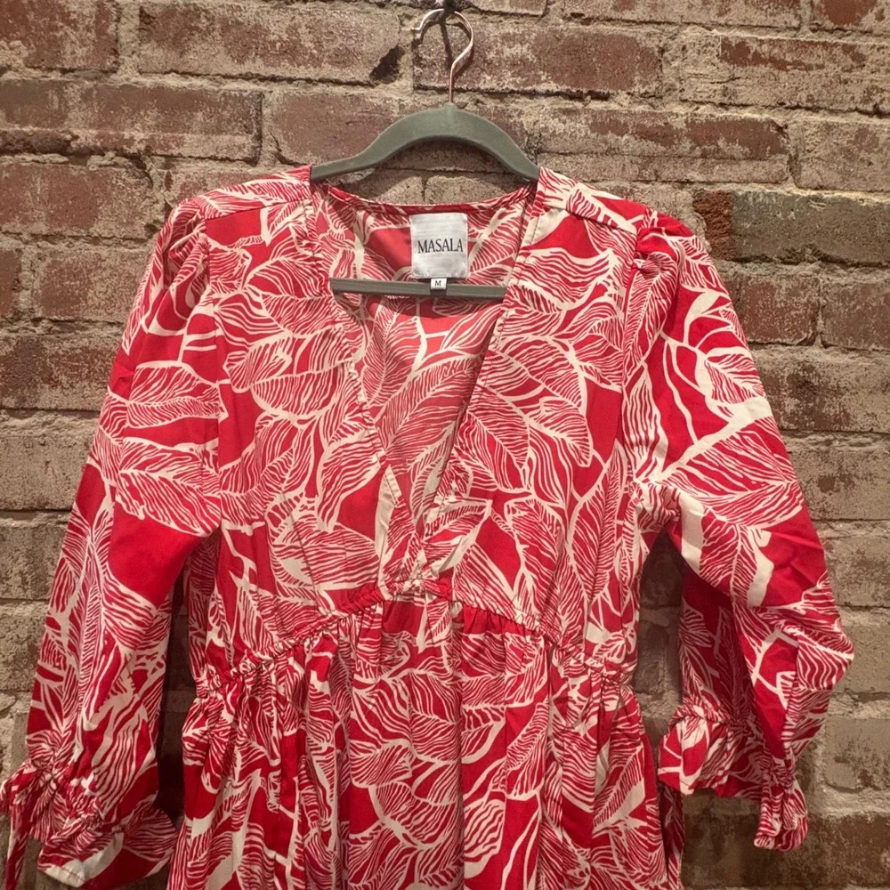 Masala Red White Tropical Leaf Print Maxi Dress V Neck Smocked Dress Size Medium - Picture 5 of 8
